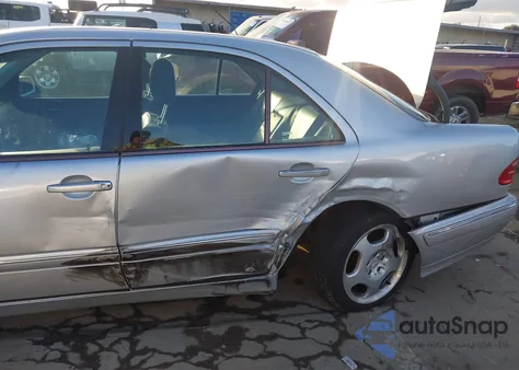 2001 Mercedes-Benz E 430 z USA, uszkodzony, nr VIN WDBJF70J31B238322